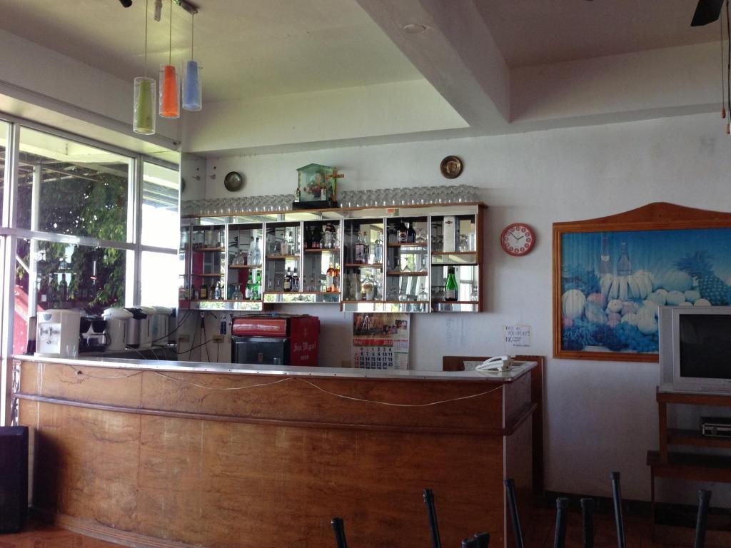 Ladaga Inn & Restaurant Panglao Exteriör bild